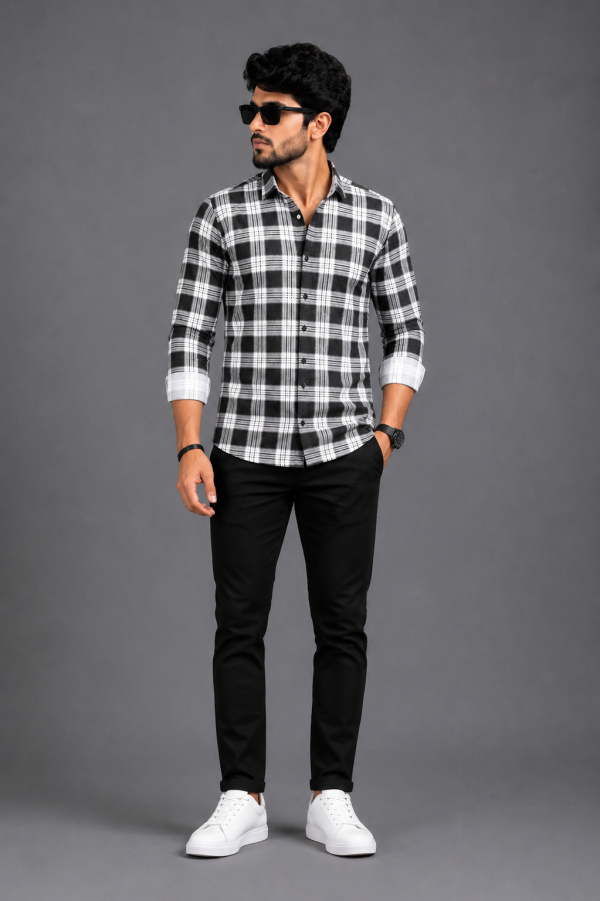 Men’s Navy Blue & White Checkered Full Sleeve Casual Shirt