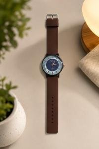 Stylish Blue Dial Brown Strap Watch