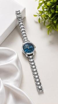Elegant Silver Stainless Steel Luxury Analog Watch