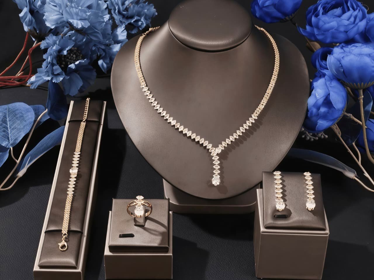 Jewellery & Accessories